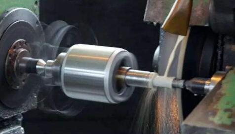 機械加工過程中的材料損傷研究