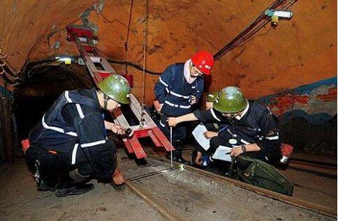 ú�V�C��O�似�g���ό���̽ӑ